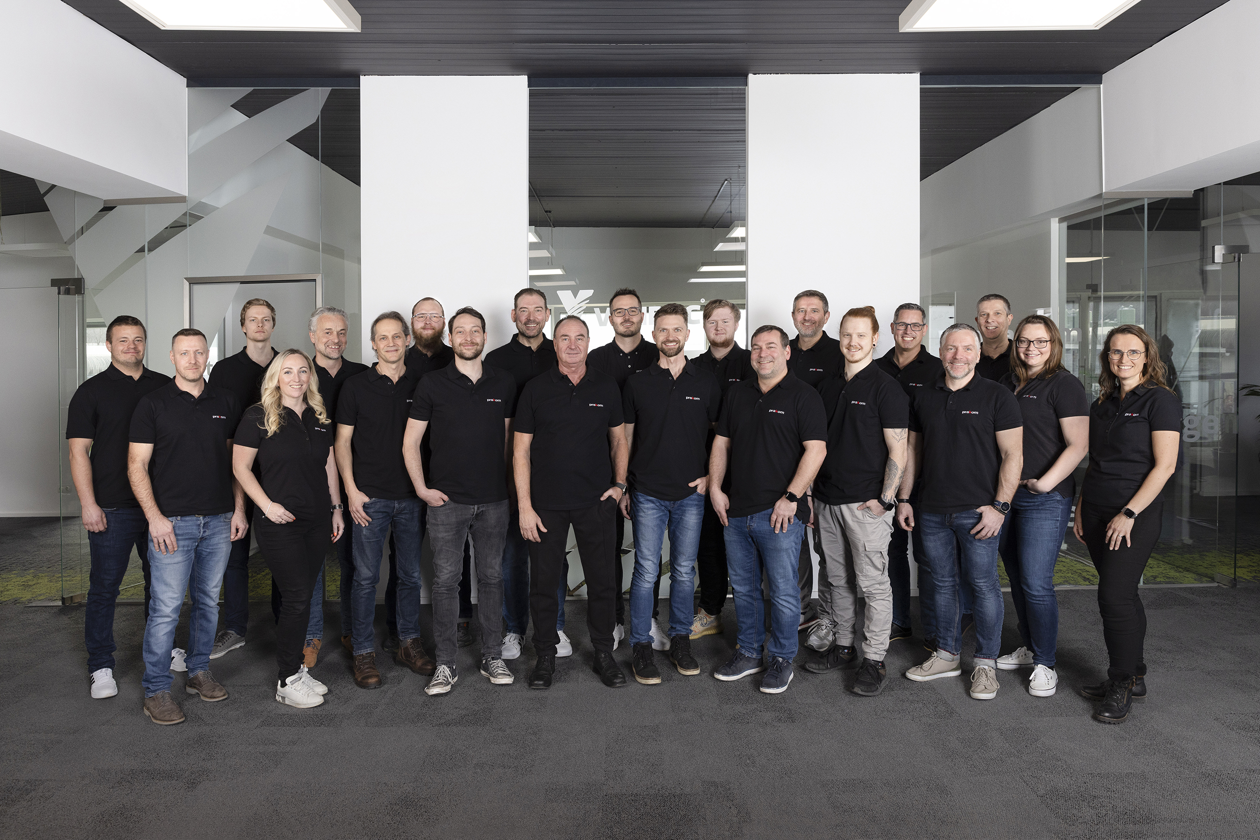 Prakom_Teamfoto_klein